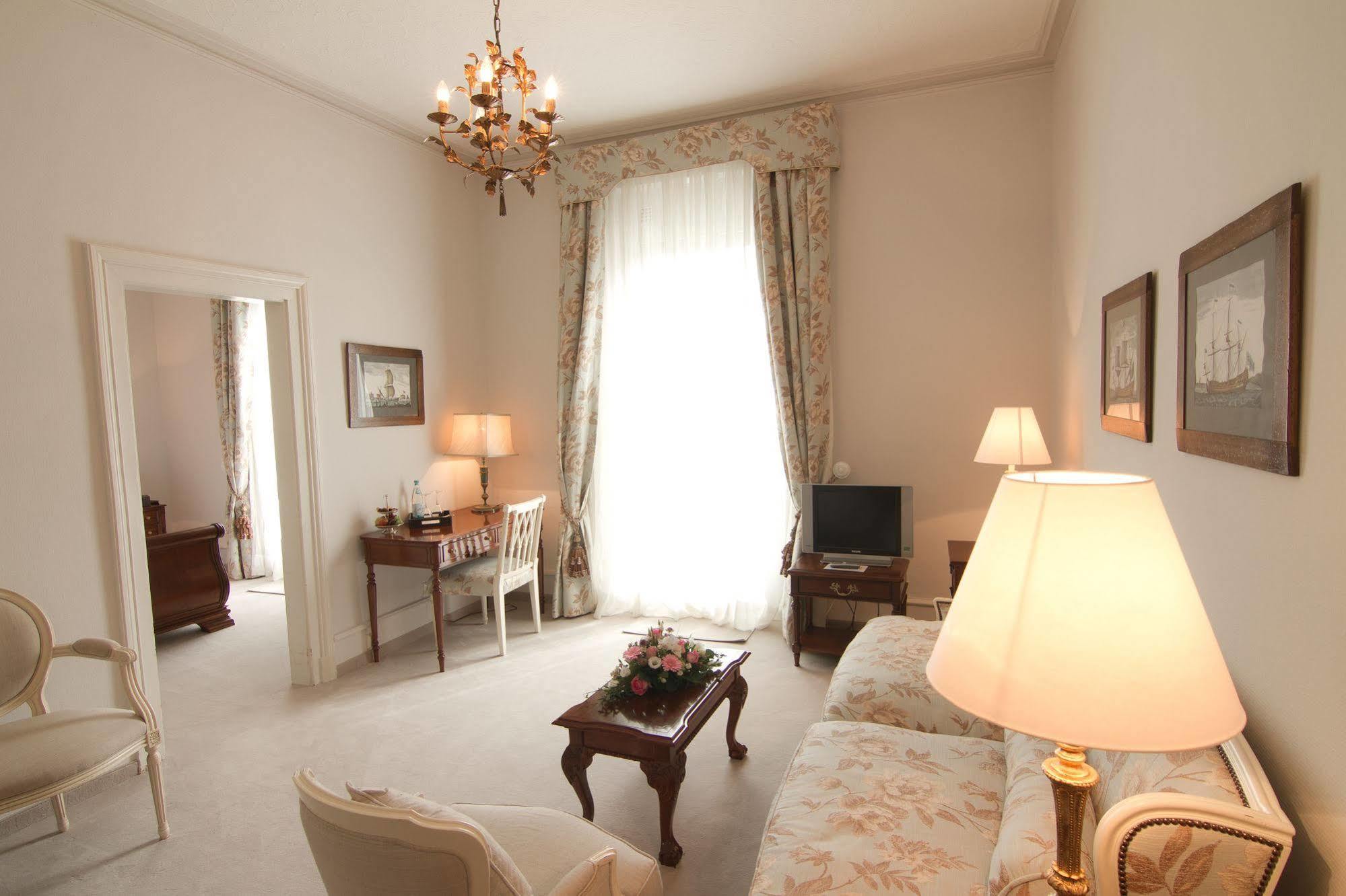 Hotel Romerbad Баденвайлер Екстериор снимка